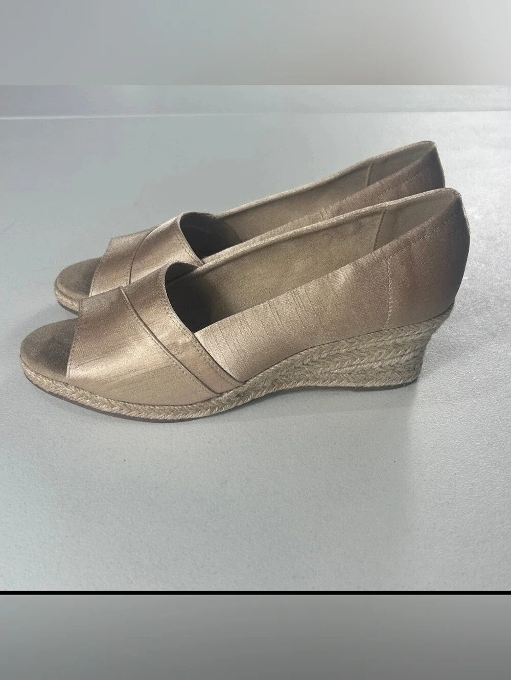 NWT Easy Street Jasper Thai Silk Peep Toe Espadrille Wedge Shoes Sz 11 Extra Wid